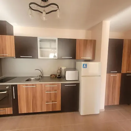 Beachfront 1br In Prestige By Flat Manаger سفيتي فلاس