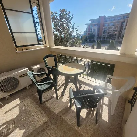 Beachfront 1br In Prestige By Flat Manаger شقة