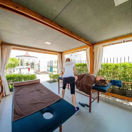 شقة Beachfront 1br In Prestige By Flat Manаger 4*