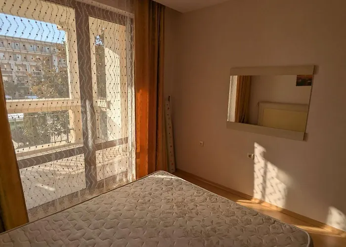 Apartment Bright And Spacious Beachfront With Sea View By Flat Manаger